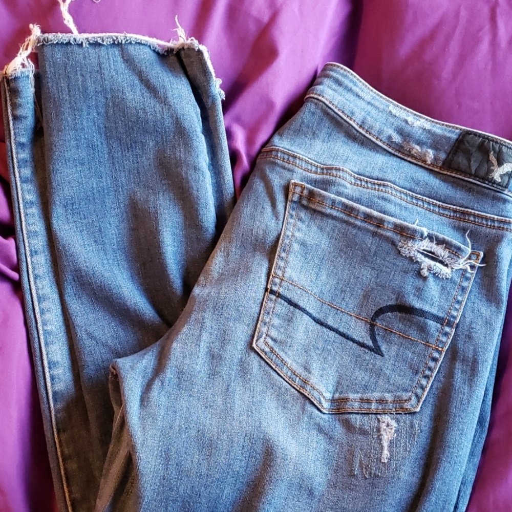 Great condition AE jeans